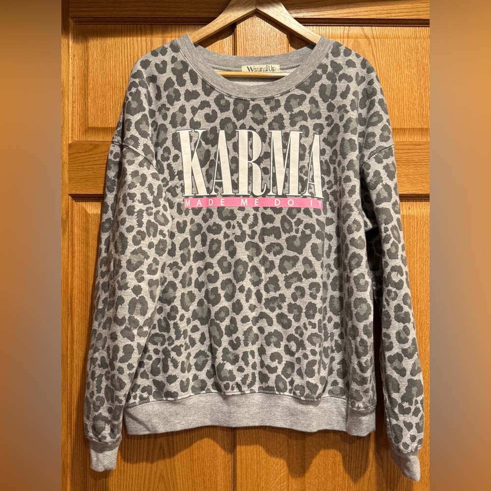 WOUND UP Gray Leopard Print Sweatshirt